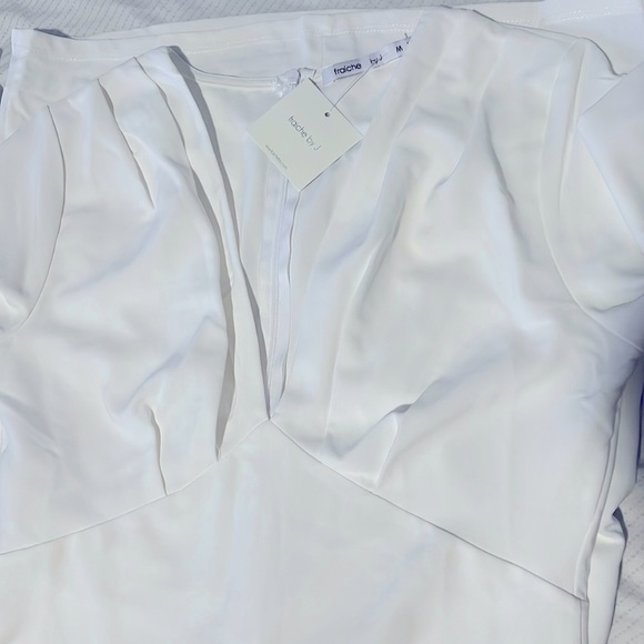 NWT Fraiche by J white mini dress deep V neck quarter long sleeve - Picture 5 of 5